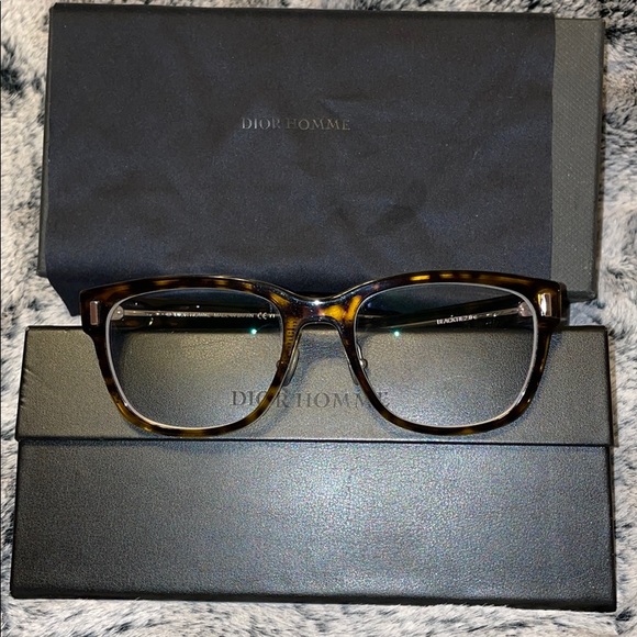 Dior Homme BLACKTIE2.0 Eyeglasses - Picture 2 of 7